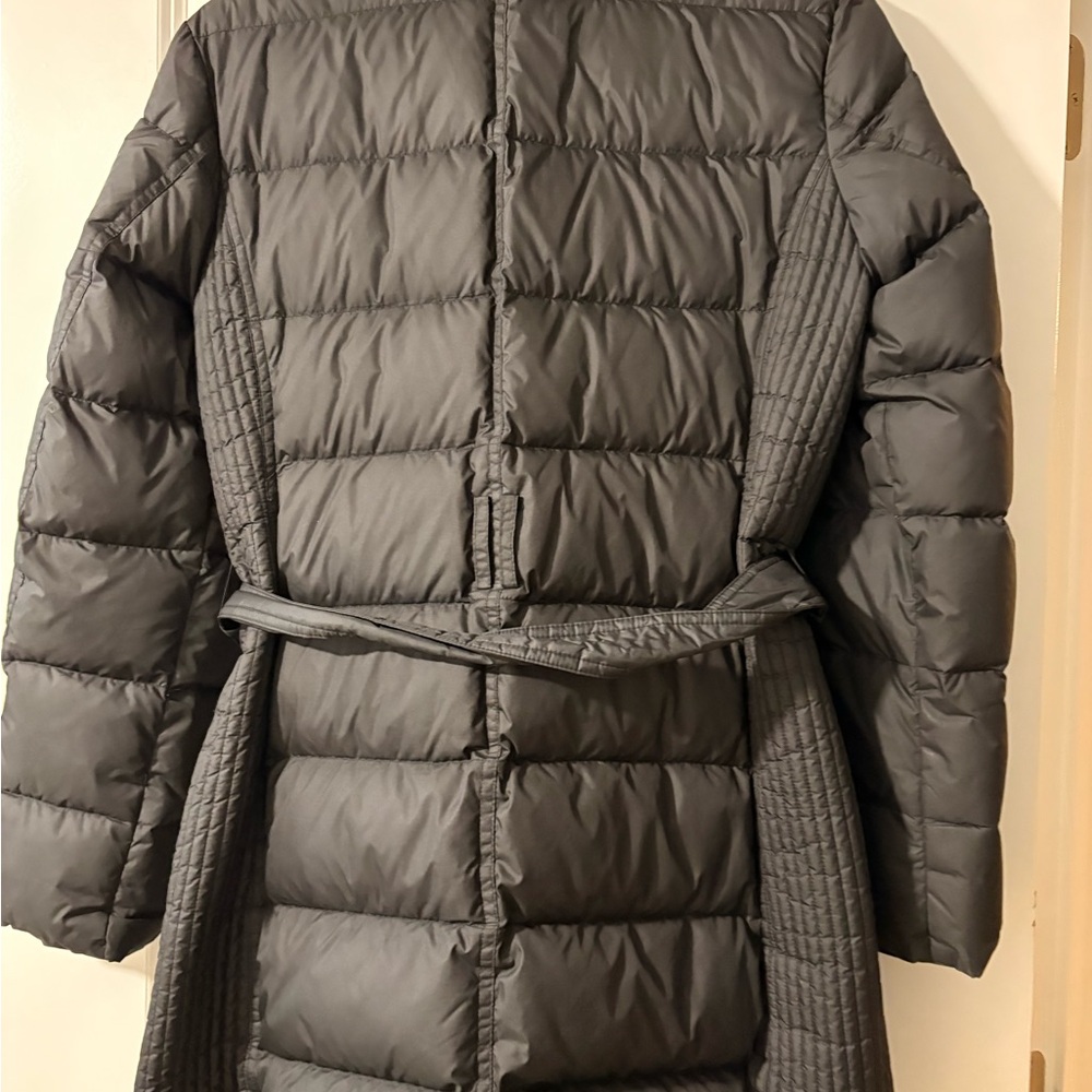Burberry Women's Puffer Jacket - Black Sz M - Picture 2 of 6